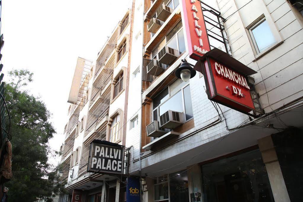 Hotel Pallvi Palace "A Well Hygiene Place" Paharganj Dış mekan fotoğraf